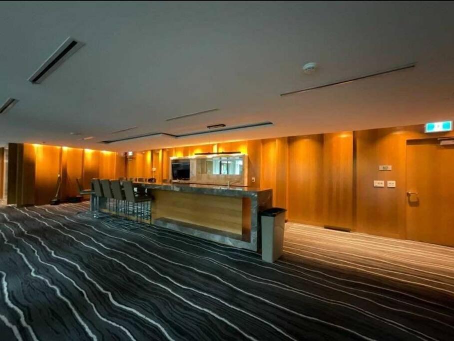 Cn Tower View With Free Parking, Pool, & More Amenities Toronto Exteriér fotografie